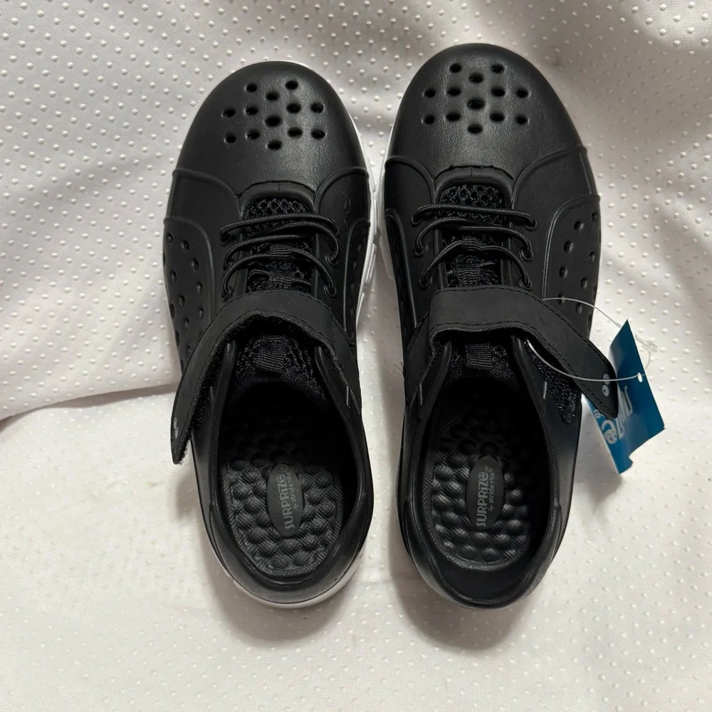 Stride Rite Black Shoes Strap and‎ Perforated Design Boys Size 11 New